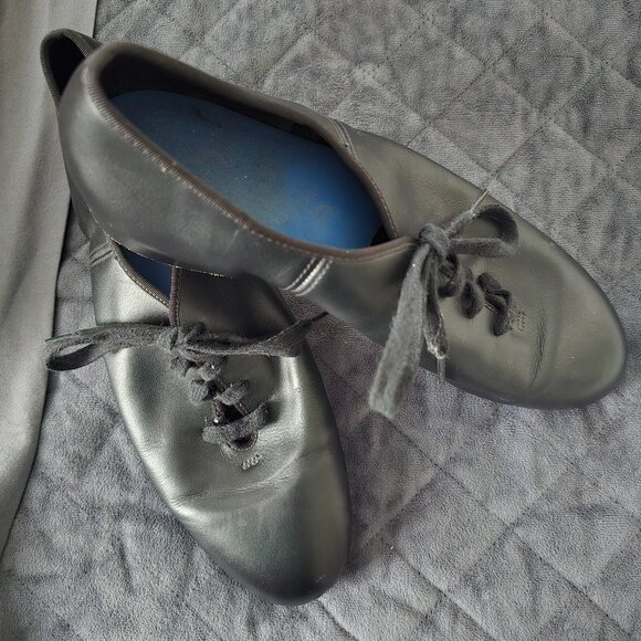 Like new Capezio Tele Tone Tap shoes - Picture 1 of 3